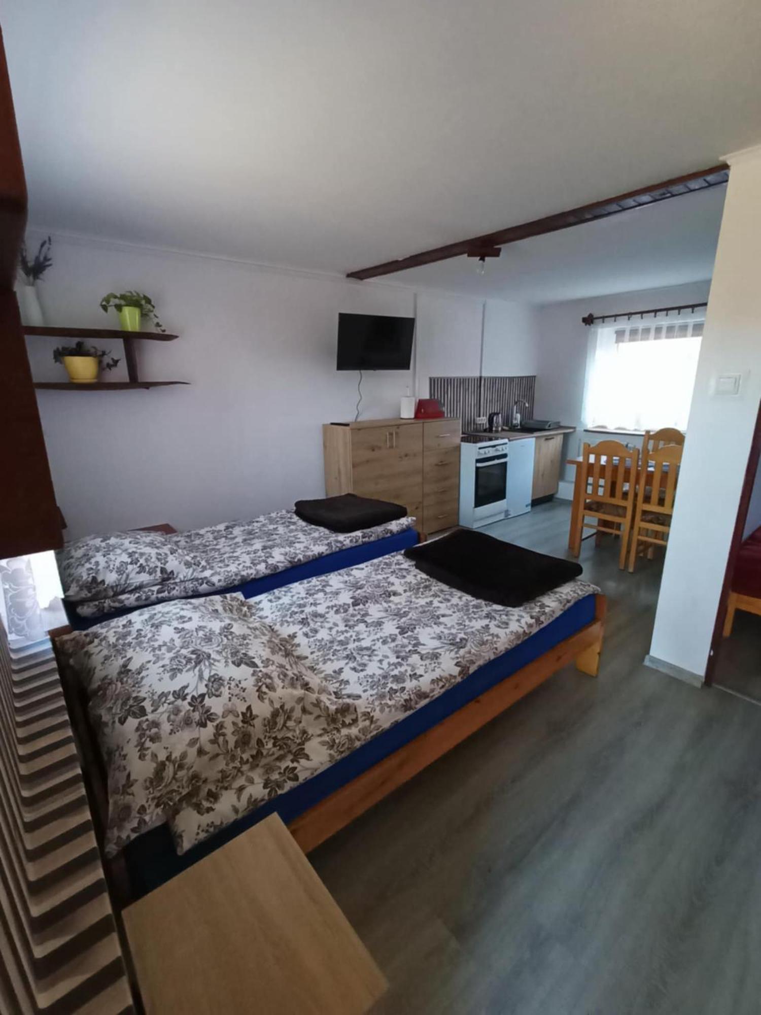 Malinowy Gaj - Agroturystyka Z Alpakami I Innymi Zwierzetami Swietajno  Exteriér fotografie